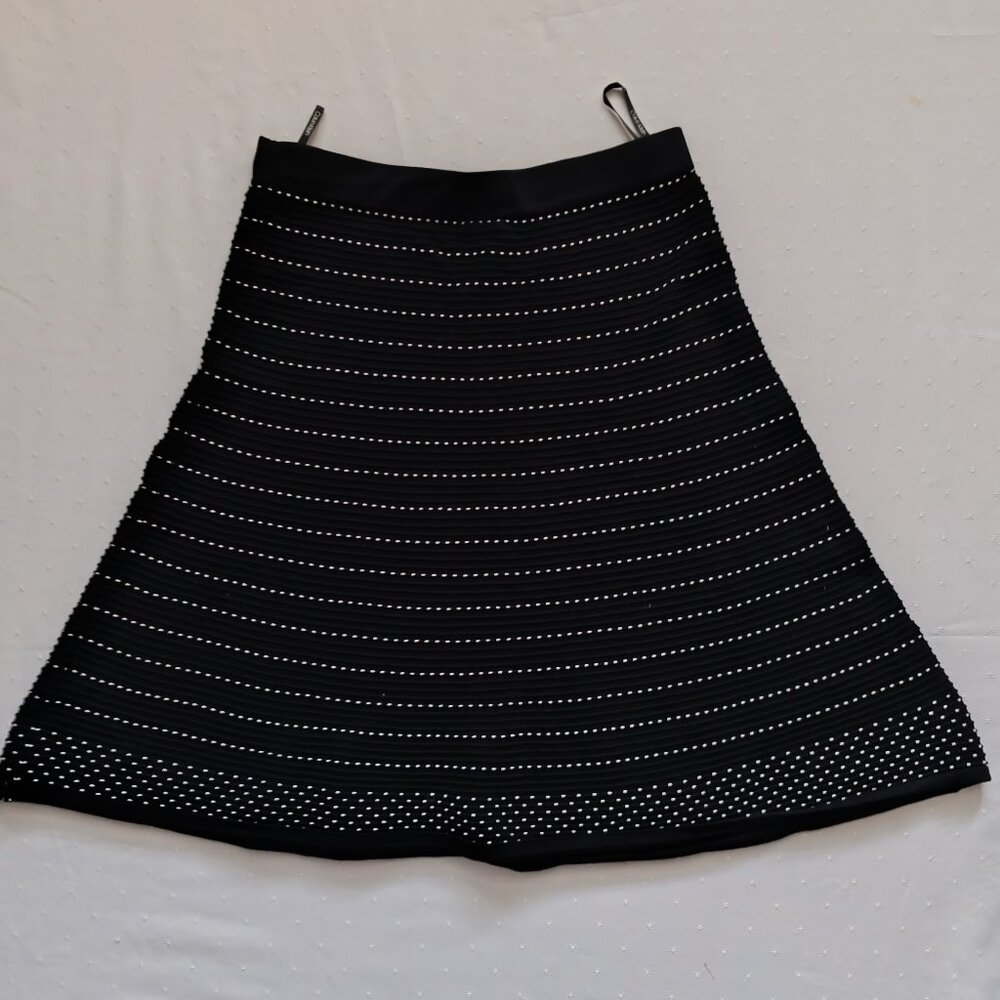 Calvin Klein Women’s Black A-Line Knit Skirt – White Dotted Textured Stripe